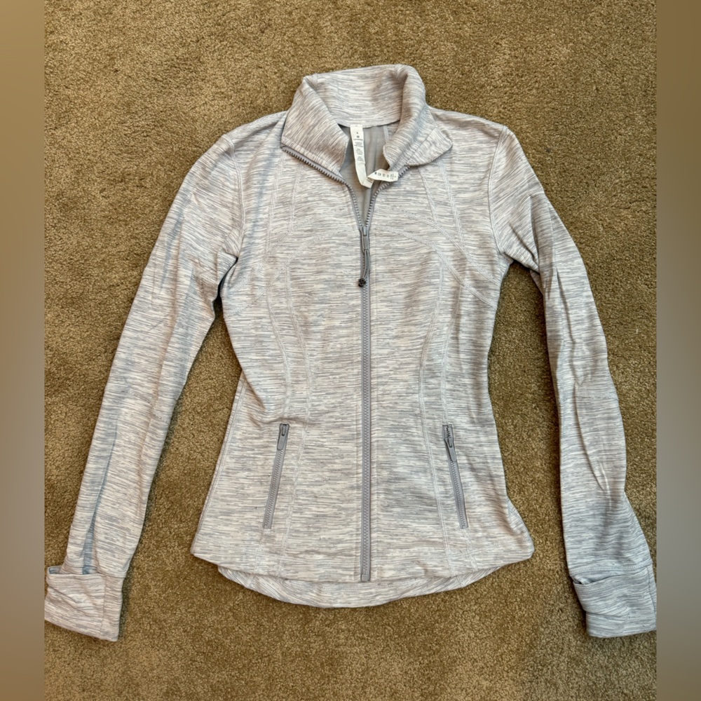 Lulu define jacket